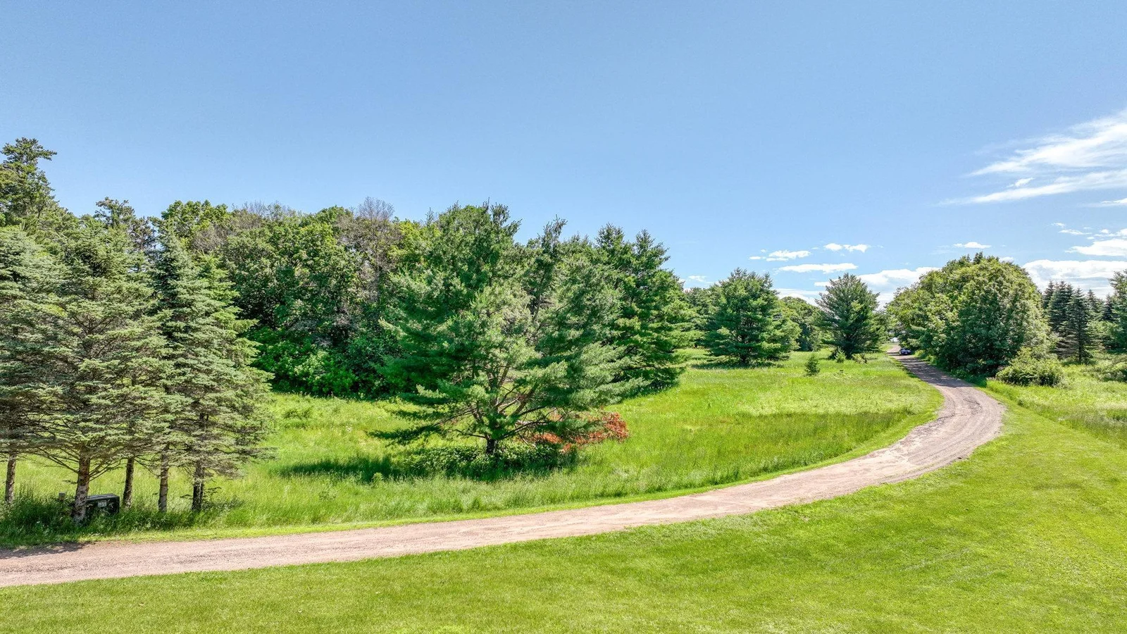 006_dji_0832_aur_740.jpg
