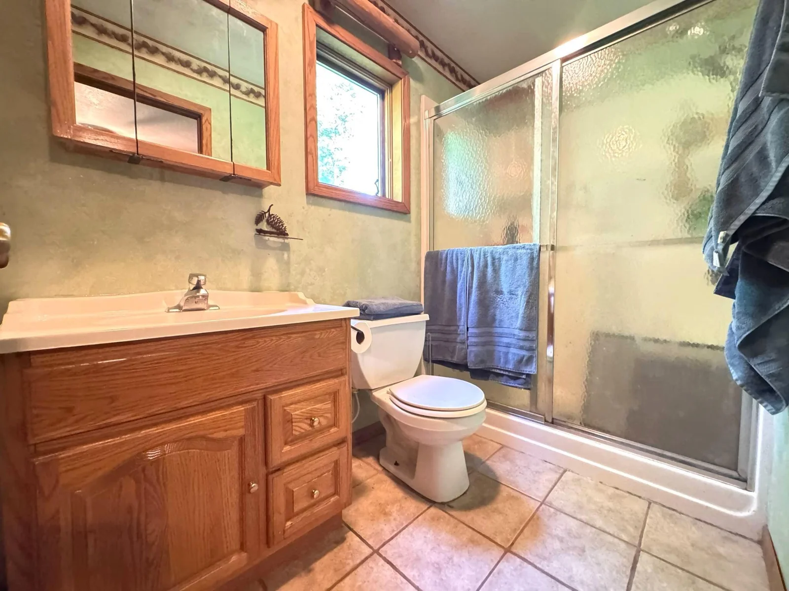 Primary Suite Bathroom.jpg