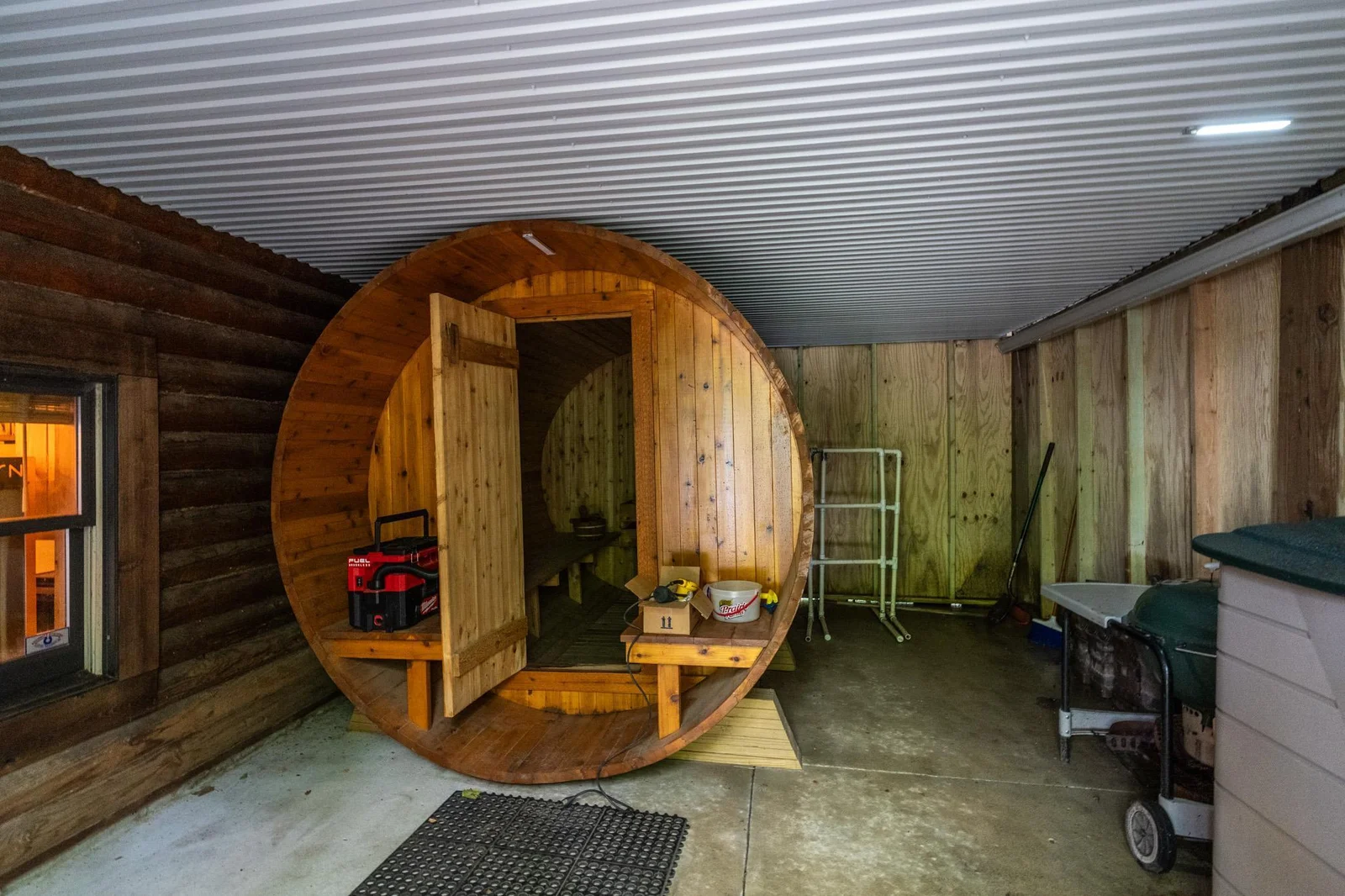 SWP-7309461.jpg
