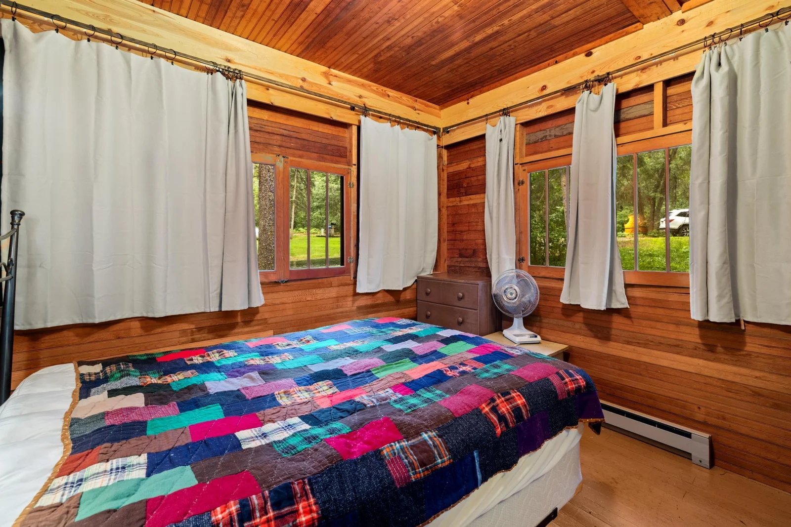 #10 Bedroom2.jpg