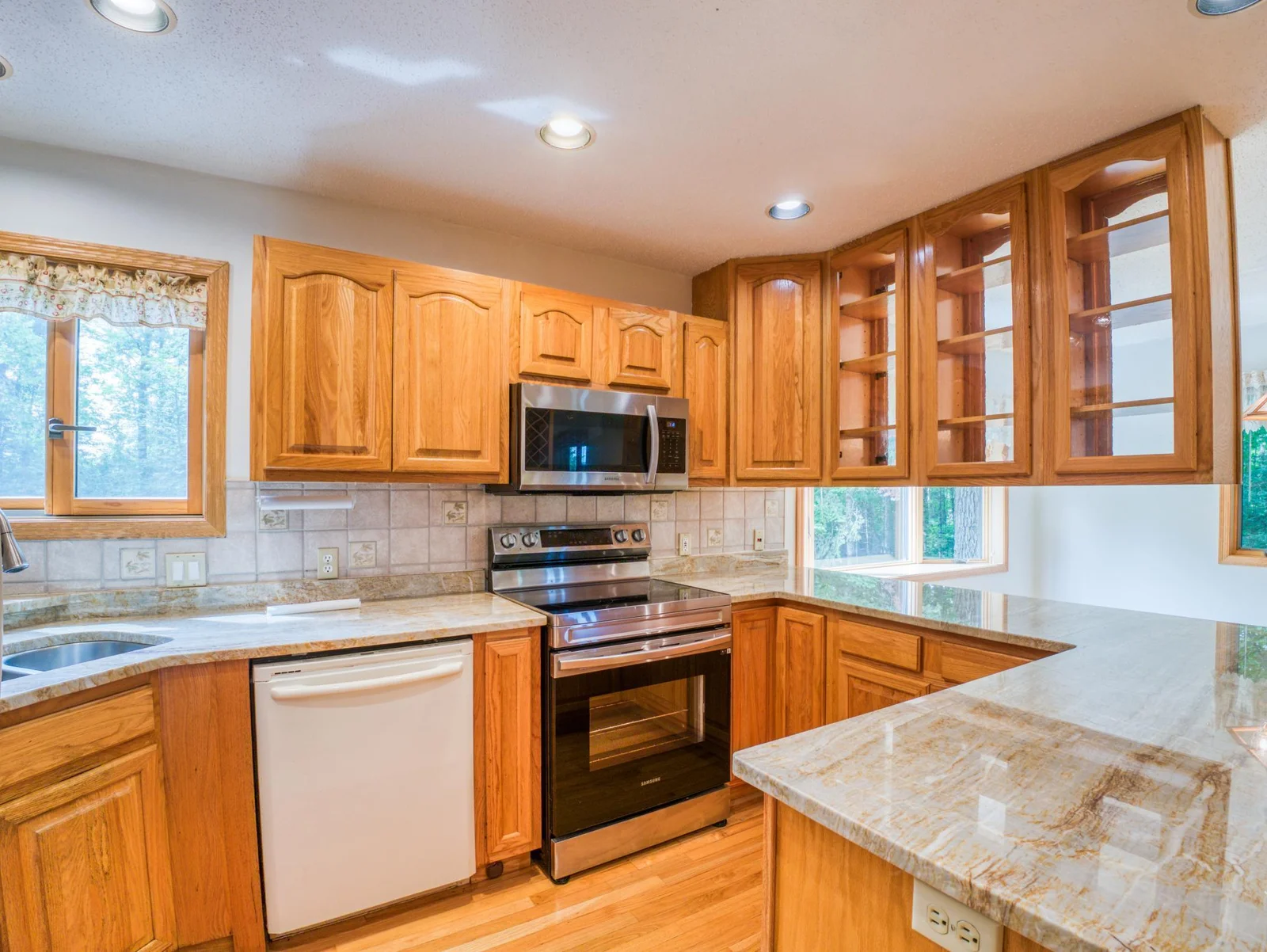 Kitchen.jpg