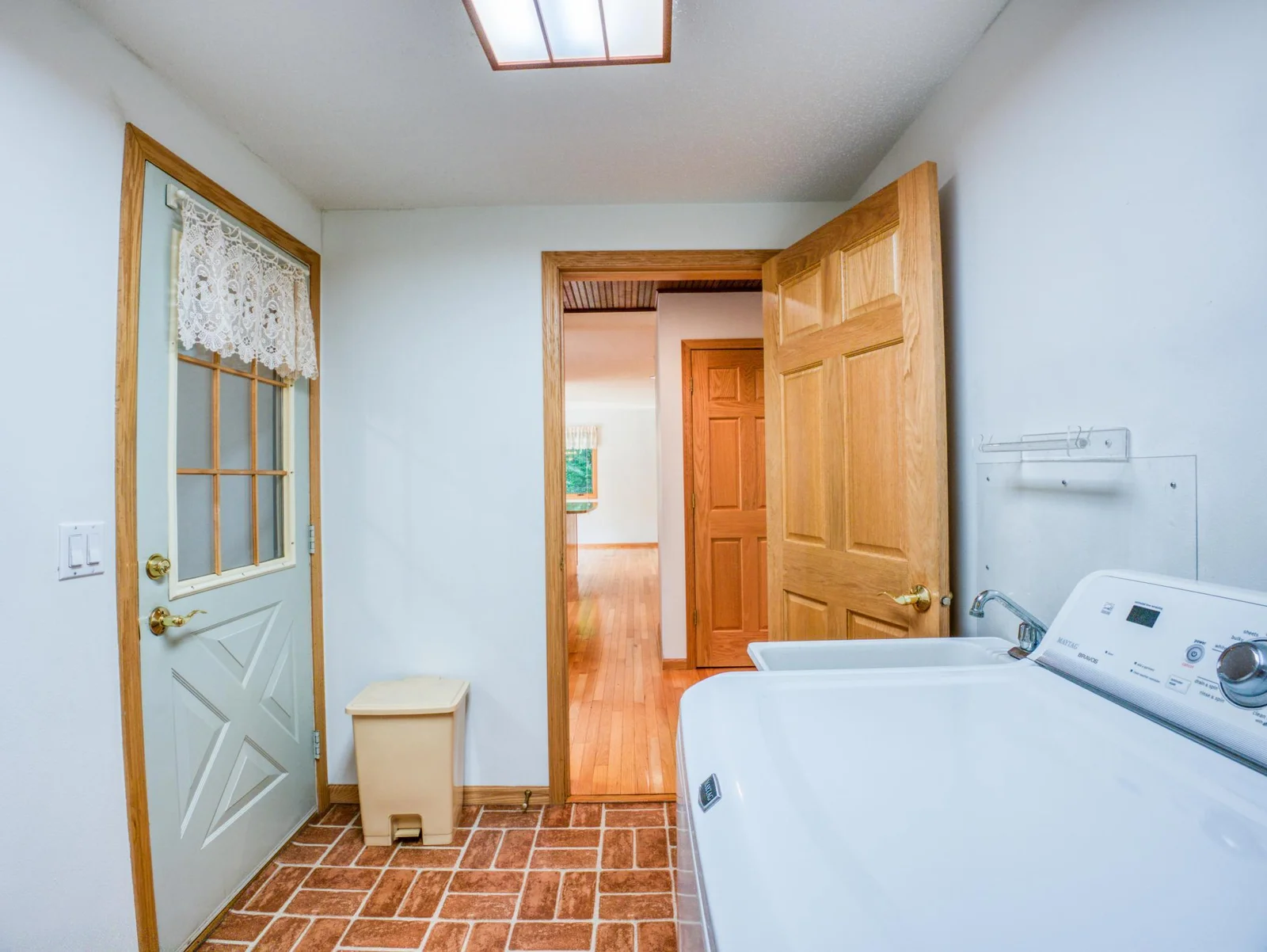 Main Level Laundry.jpg