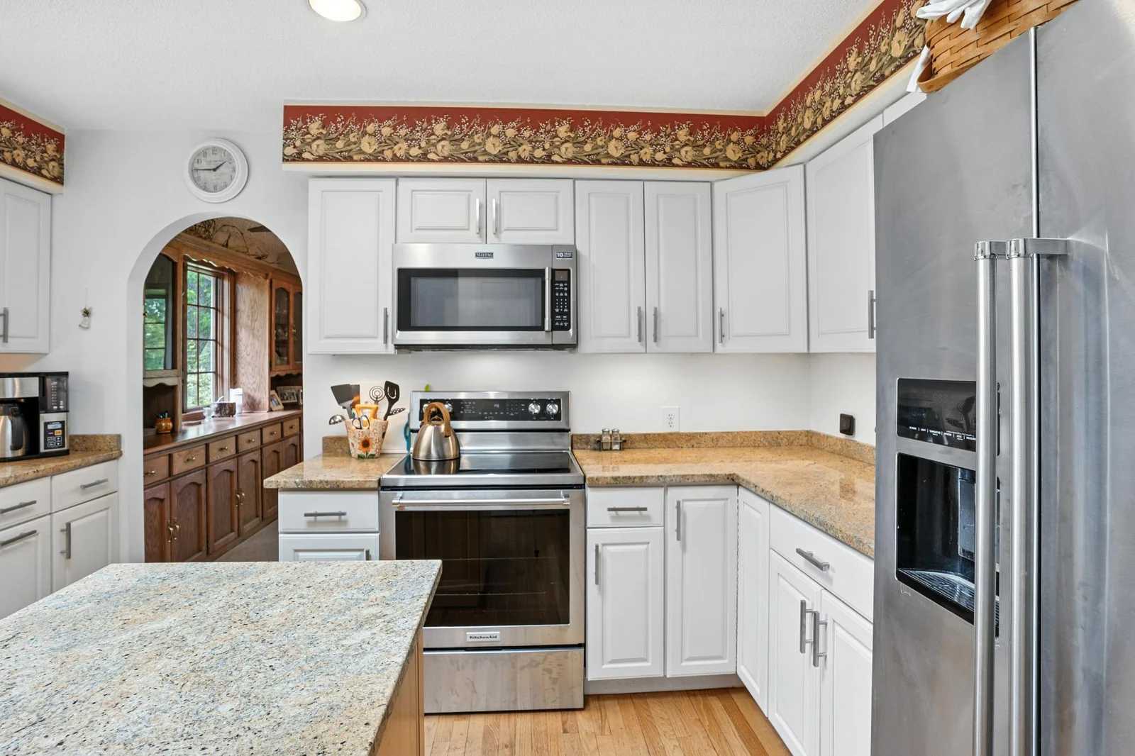 25126 Pillsbury Ave_72.jpg