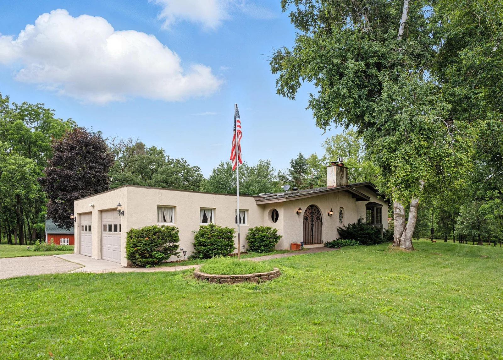 25126 Pillsbury Ave_49.jpg