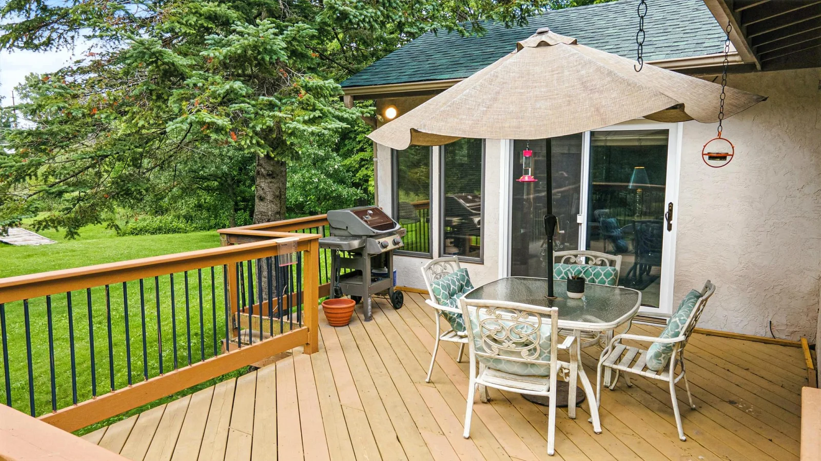 25126 Pillsbury Ave_40.jpg