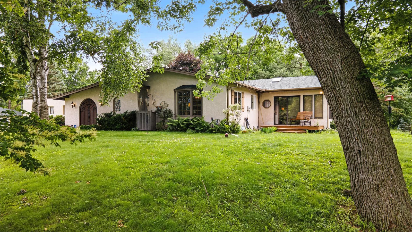 25126 Pillsbury Ave_39.jpg