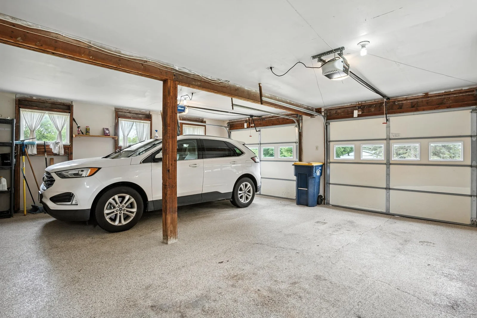 25126 Pillsbury Ave_24.jpg