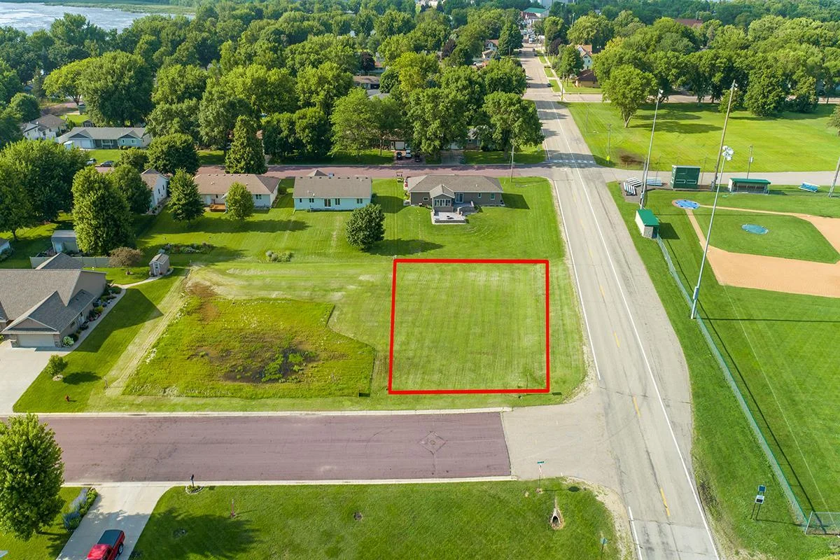 Aerial 5  010020 outline4jpg.jpg