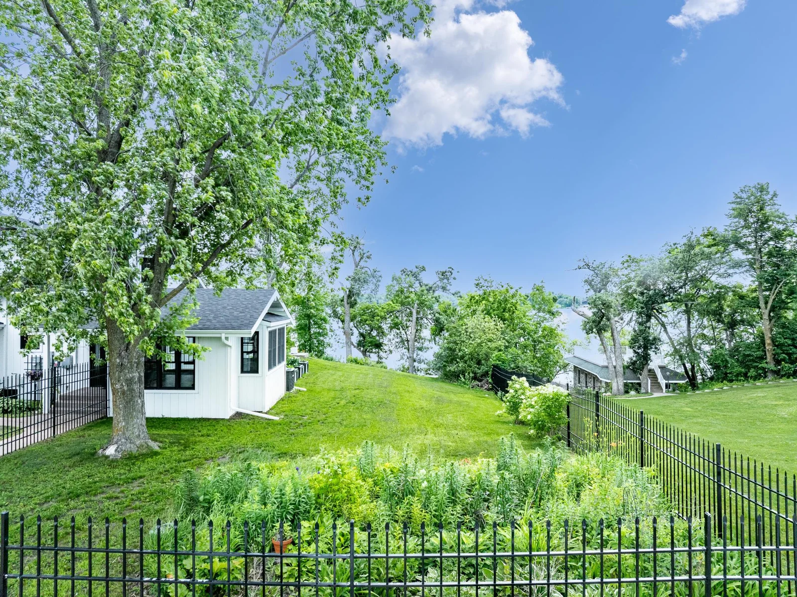 4255 County RD 11-15.jpg
