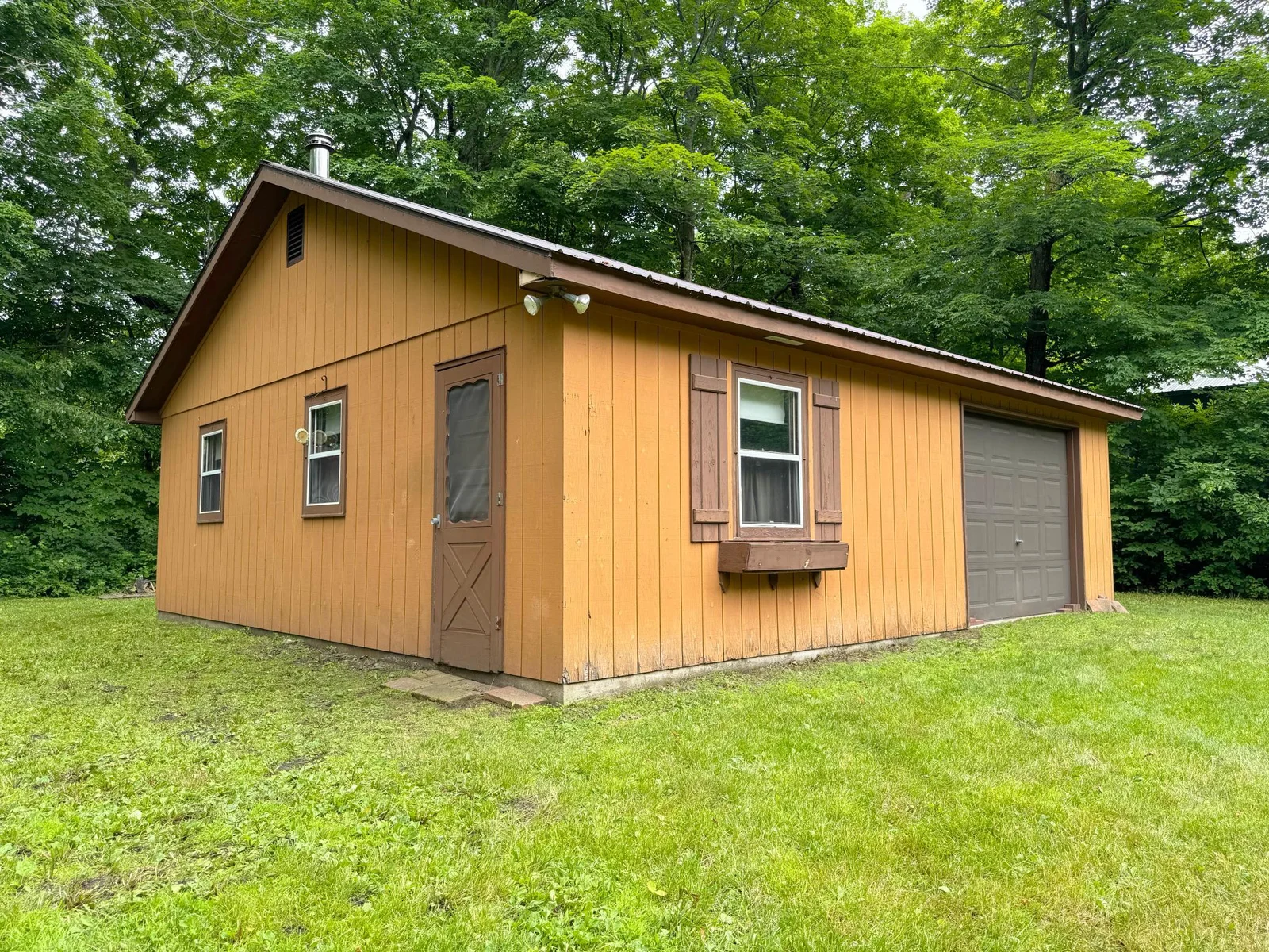 A shot of the bunkhouse / garage's exterior.