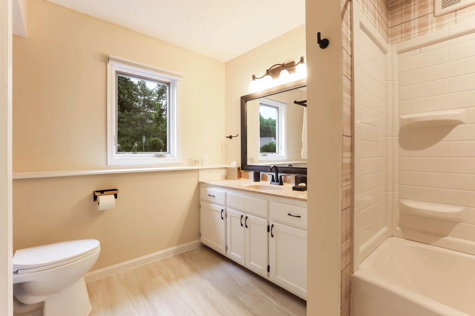 lower bath