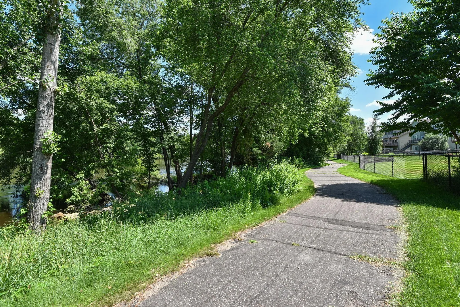 Walking/Biking Path right our your back yard!