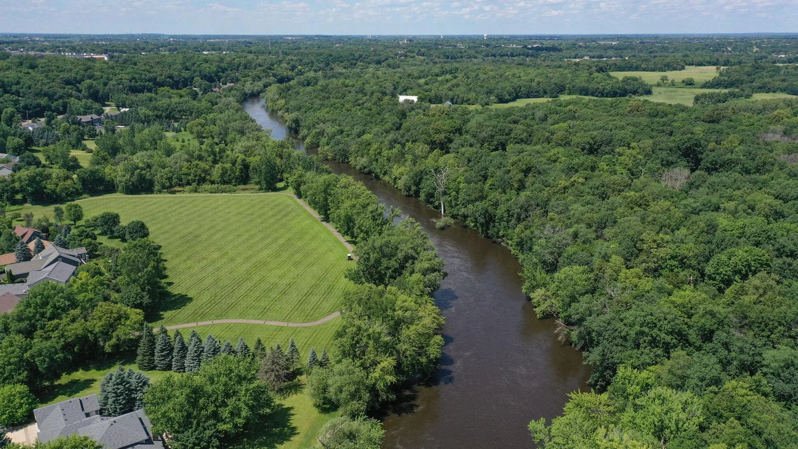 Additional Aerial View showing Crow River and Crow Hassan Park Reserve!