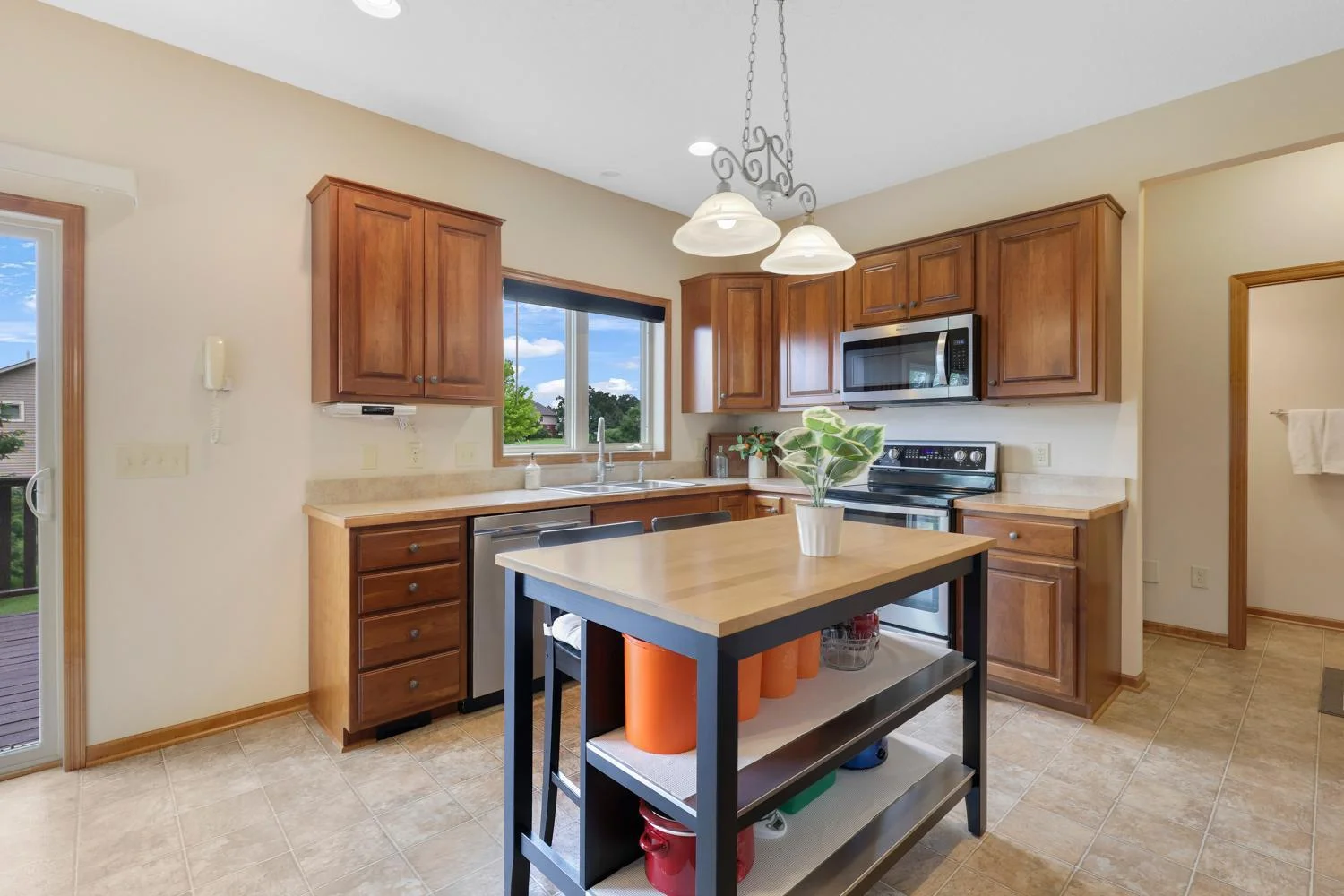 2061 Cobblestone Drive, Cologne 24.jpg