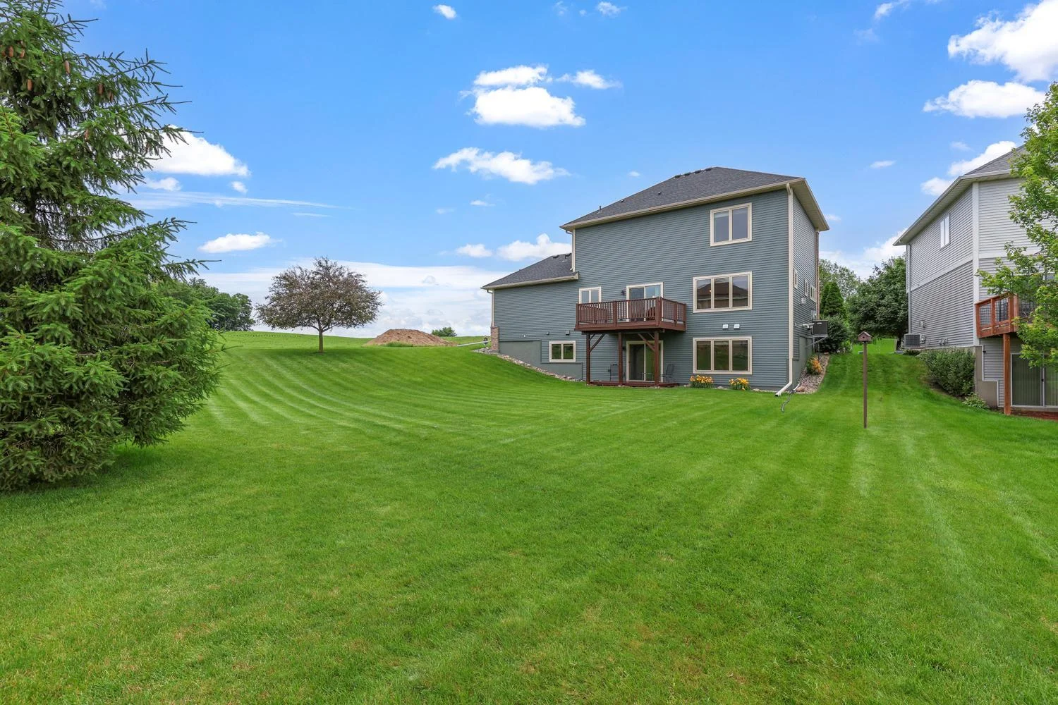 2061 Cobblestone Drive, Cologne 07.jpg