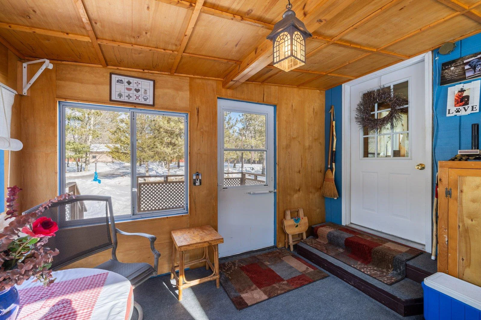 Screened Porch 2.jpg