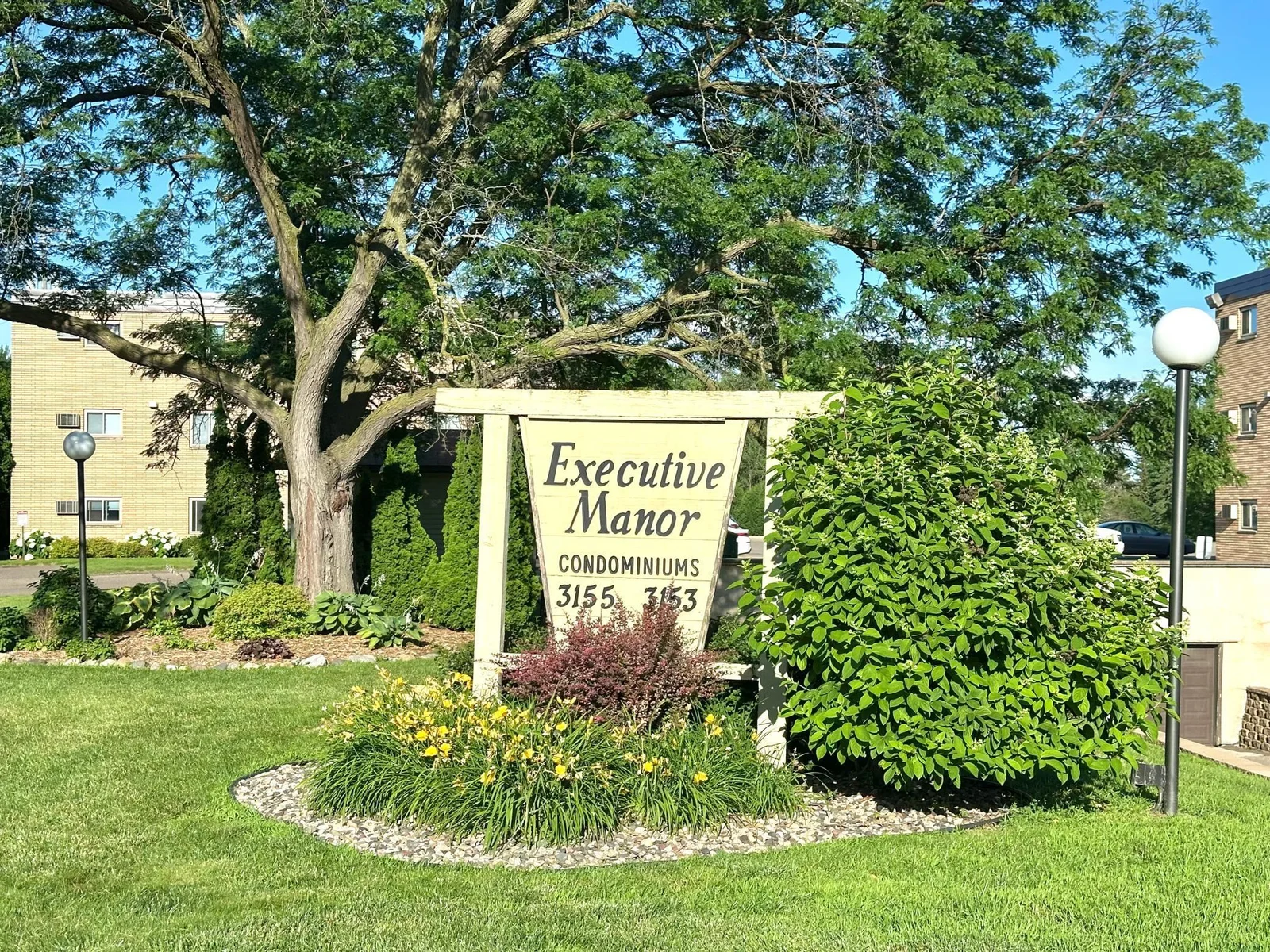 3153 Old Highway 8, Roseville