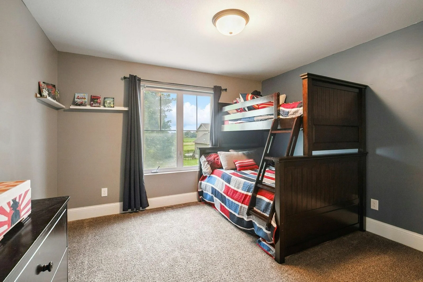 3rd Bedroom upstairs