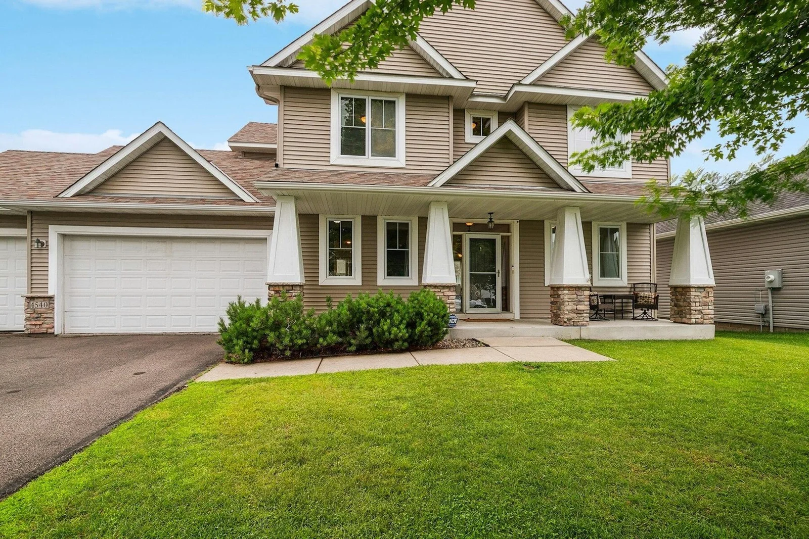 4540 196th Street, Farmington