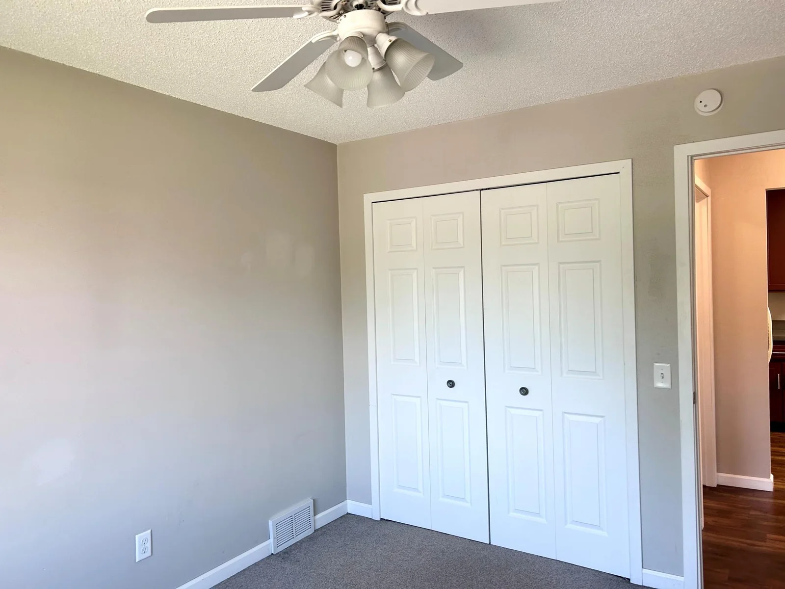 Upper bedroom 1