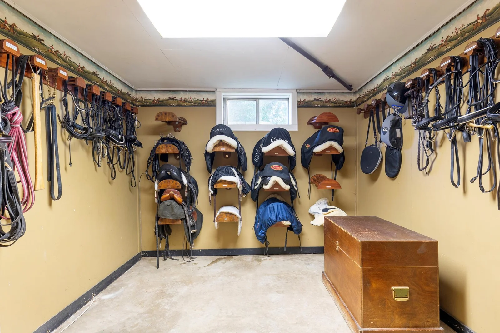 North Aisle Tack Room