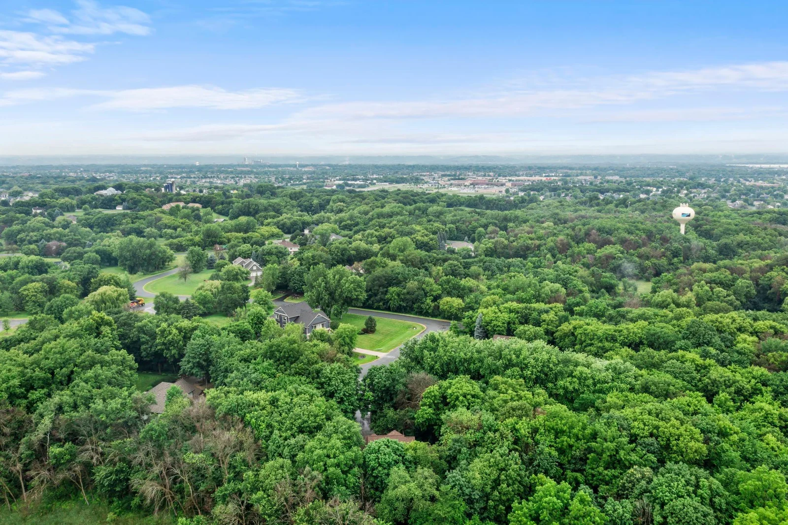 67-web-or-mls-2425 Peace Cir-24.jpg