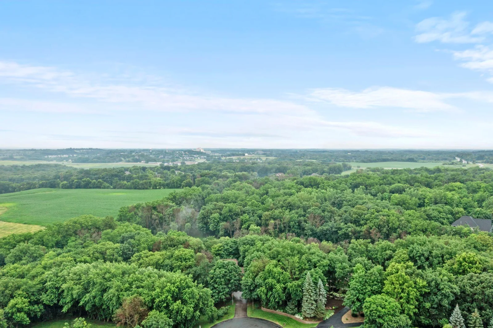 66-web-or-mls-2425 Peace Cir-12.jpg