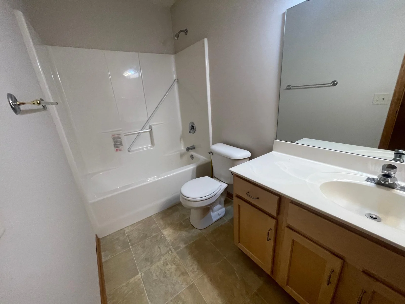 MAIN BATH