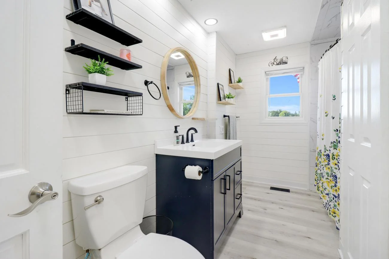 Main Bathroom