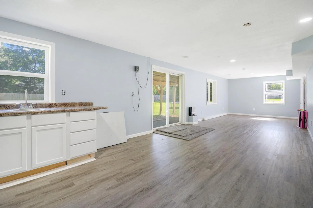Separate entrance to an in-law suite or potential passive income for a rental unit