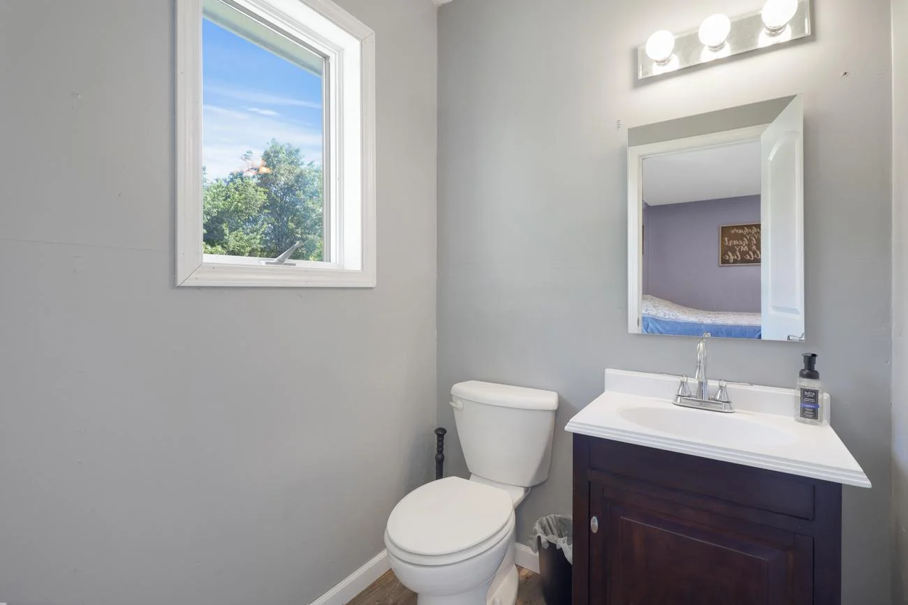 Primary Bedroom Half Bath