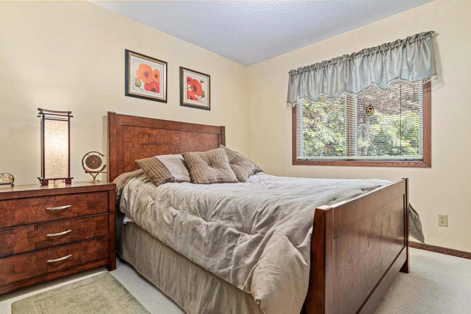2nd Bedroom on Upper Level!