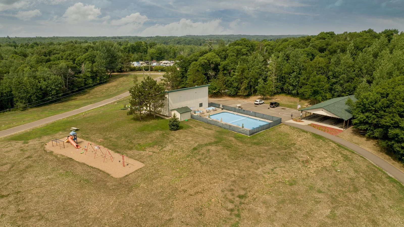 1 WB2 Amenities.jpg