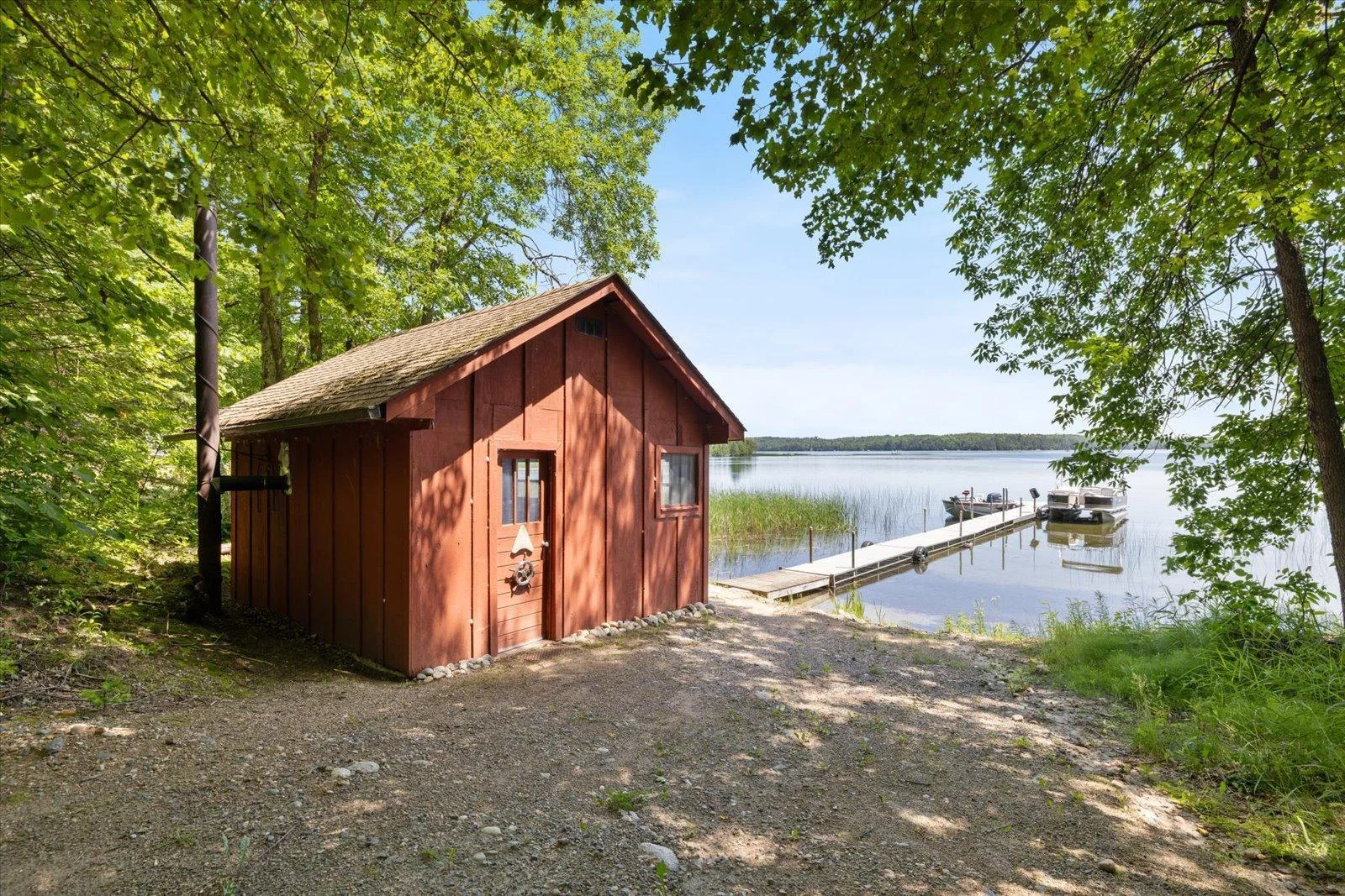 Deer Lake Boathouse