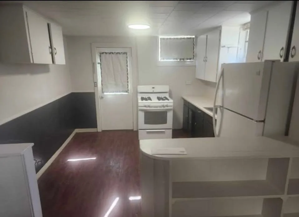 613 Peck Lower Level Kitchen.JPG