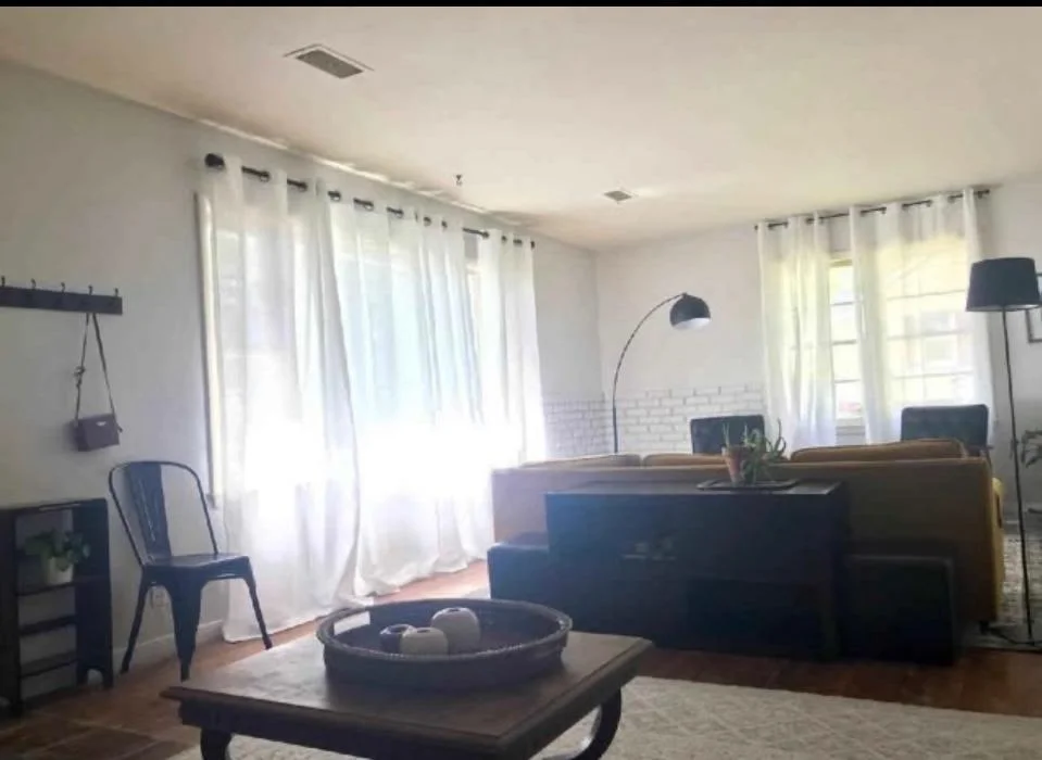 613 Peck Living Room Main level 2.jpg