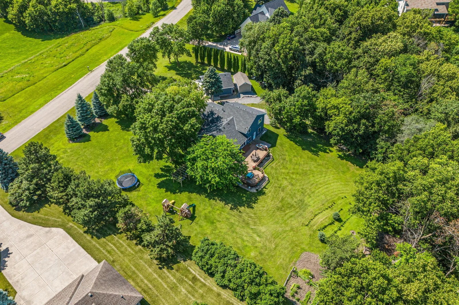 39-web-or-mls-1094 Barton Ave-39.jpg