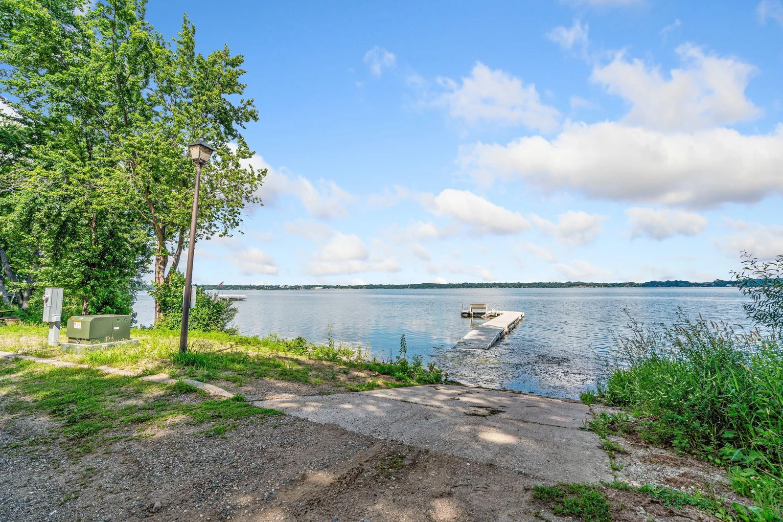 29-web-or-mls-1094 Barton Ave-29.jpg