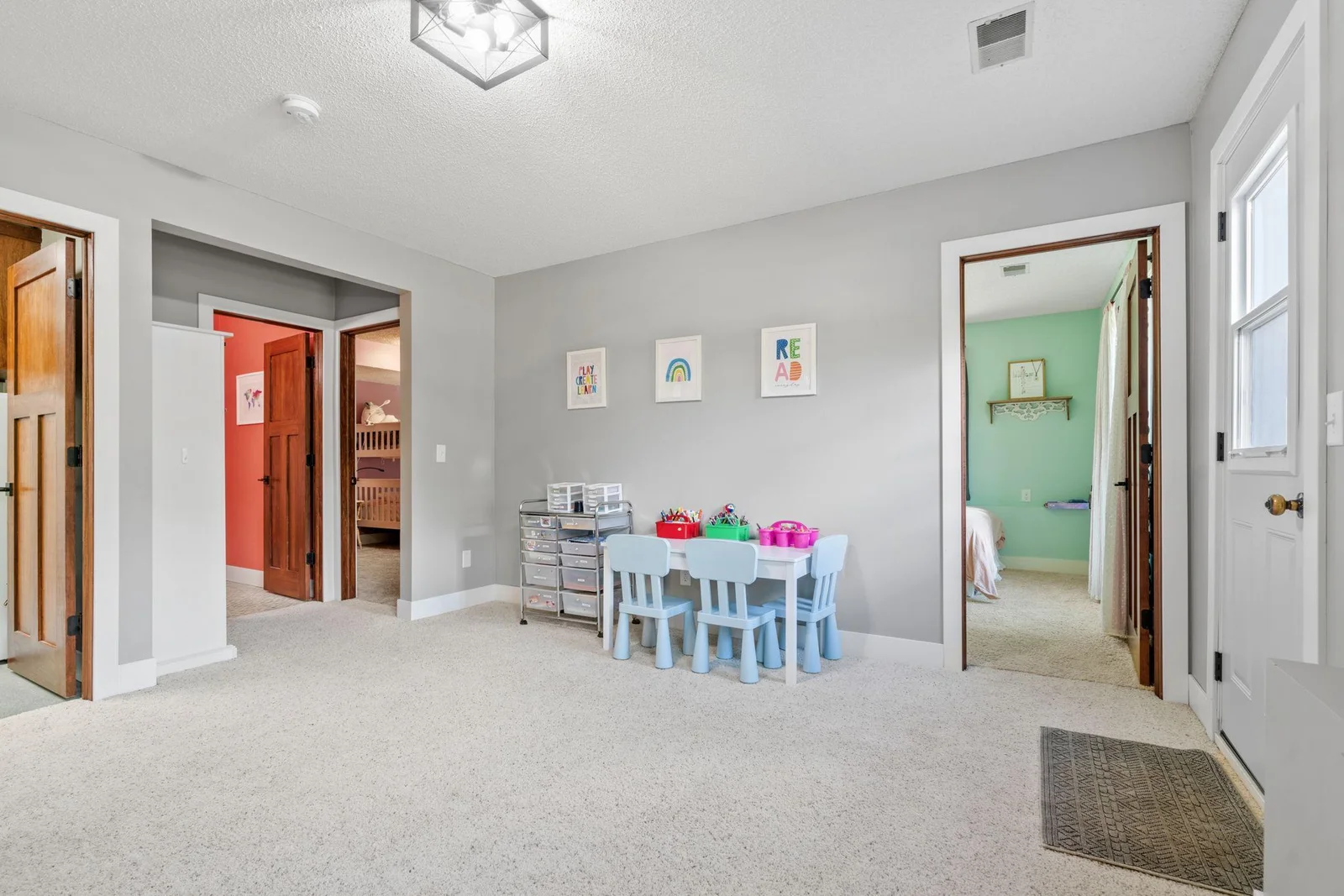 80-web-or-mls-1094 Barton Ave-80.jpg
