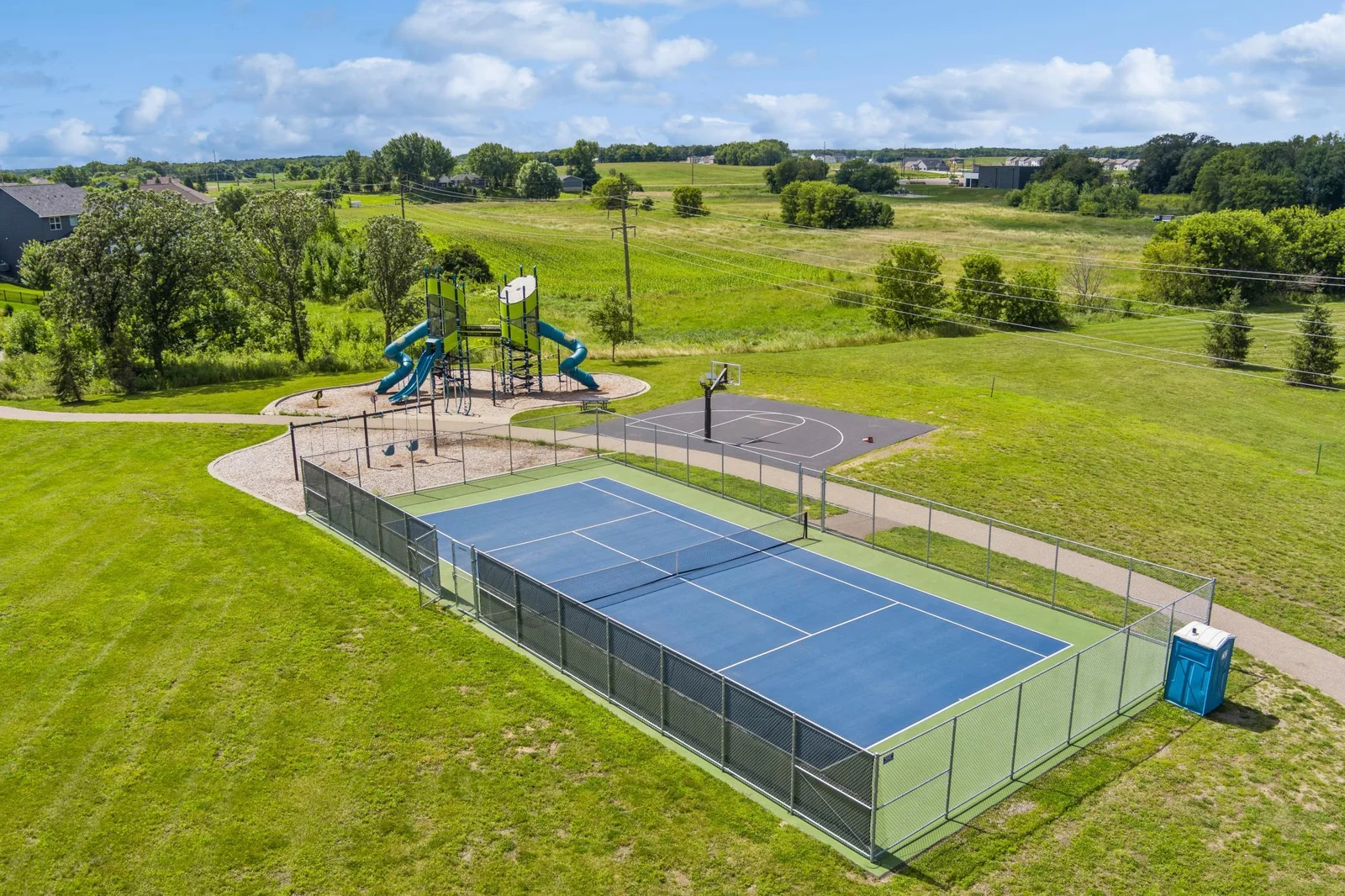 Enjoy great onsite amenities.