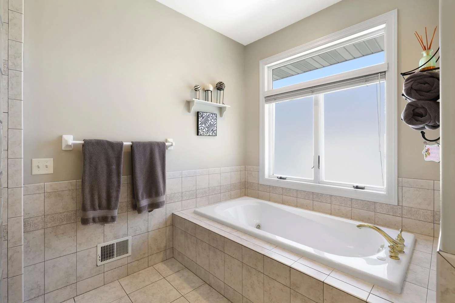 Jetted tub