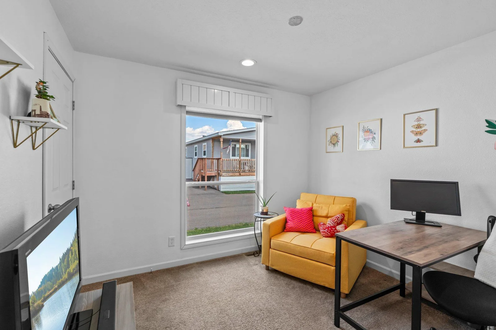 One of the bedrooms also includes a 5x4 walk-in closet for convenient extra storage.