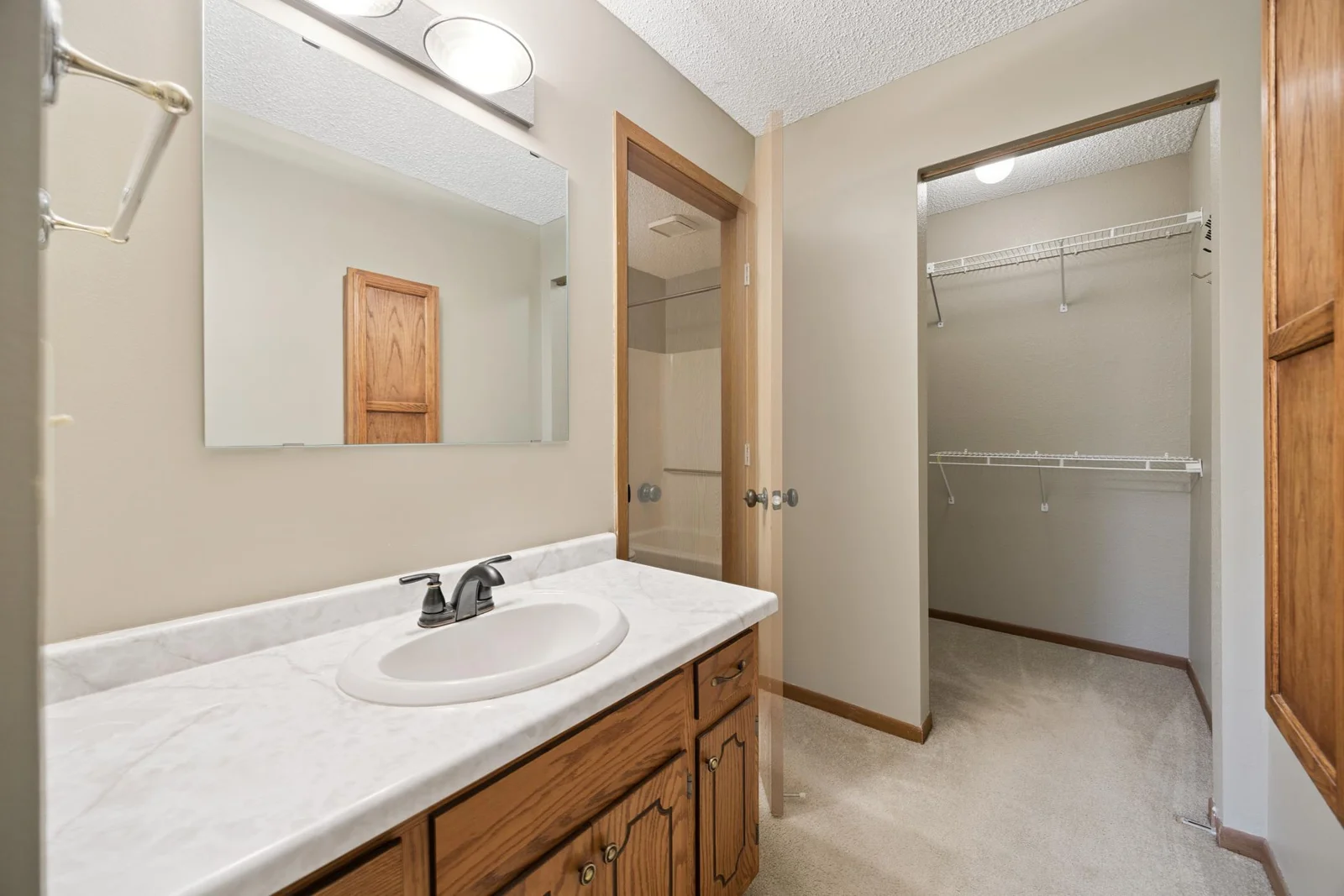 1/4 bath off Primary bedroom