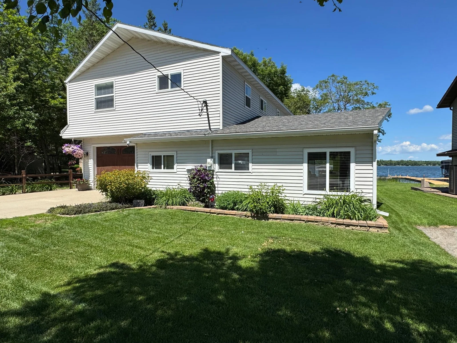 Photo 1 of 14125 Island Lake