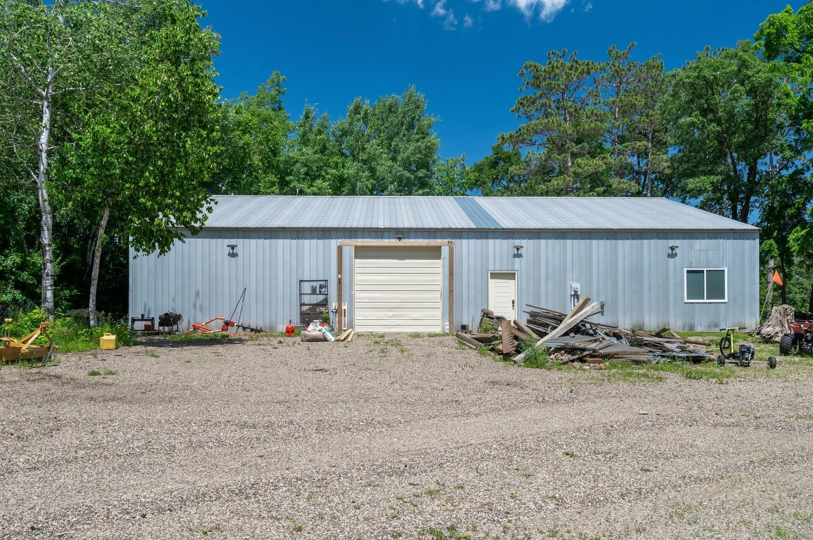 Steel construction and gravel lot