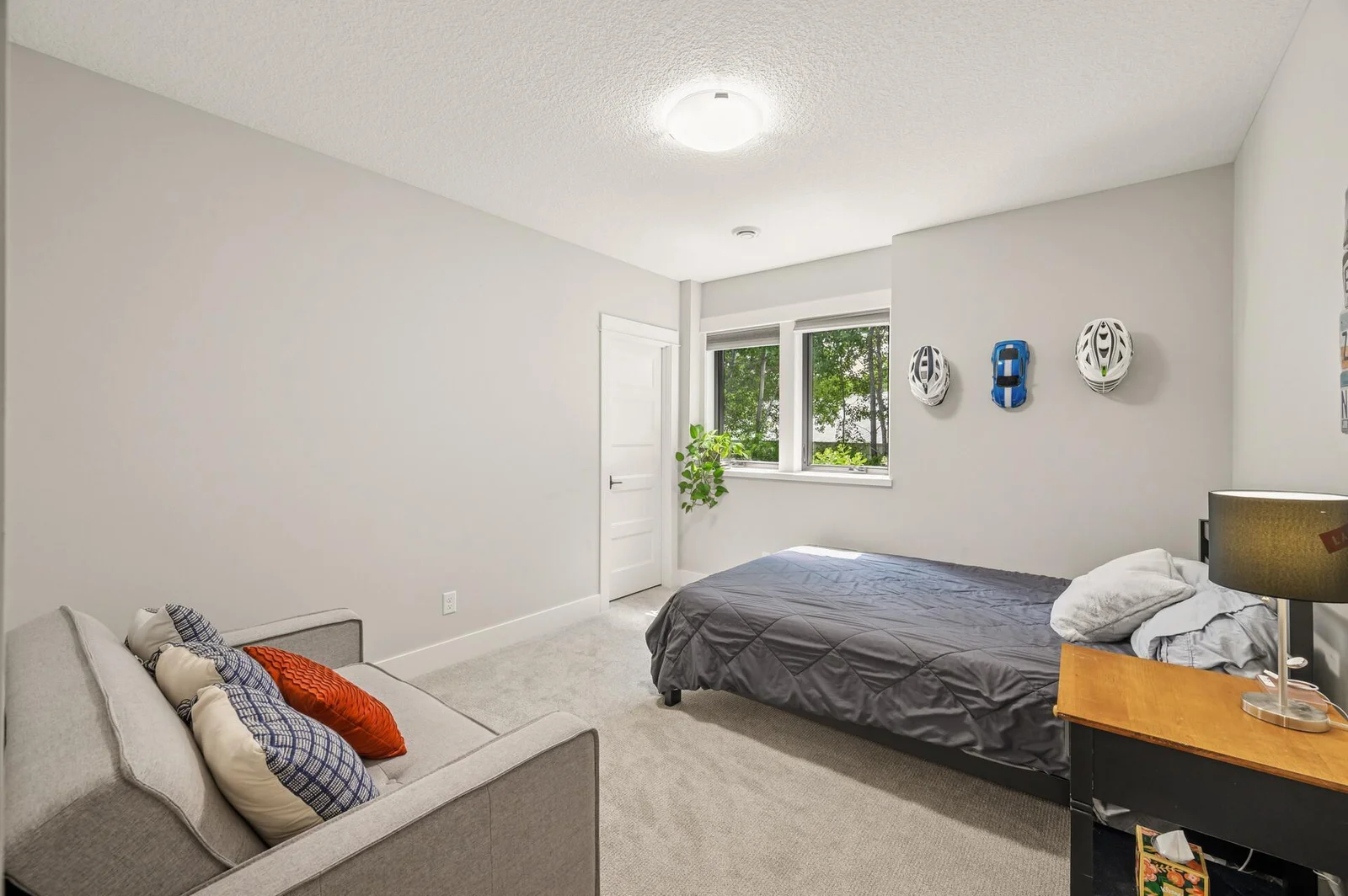 Lower level bedoom 3