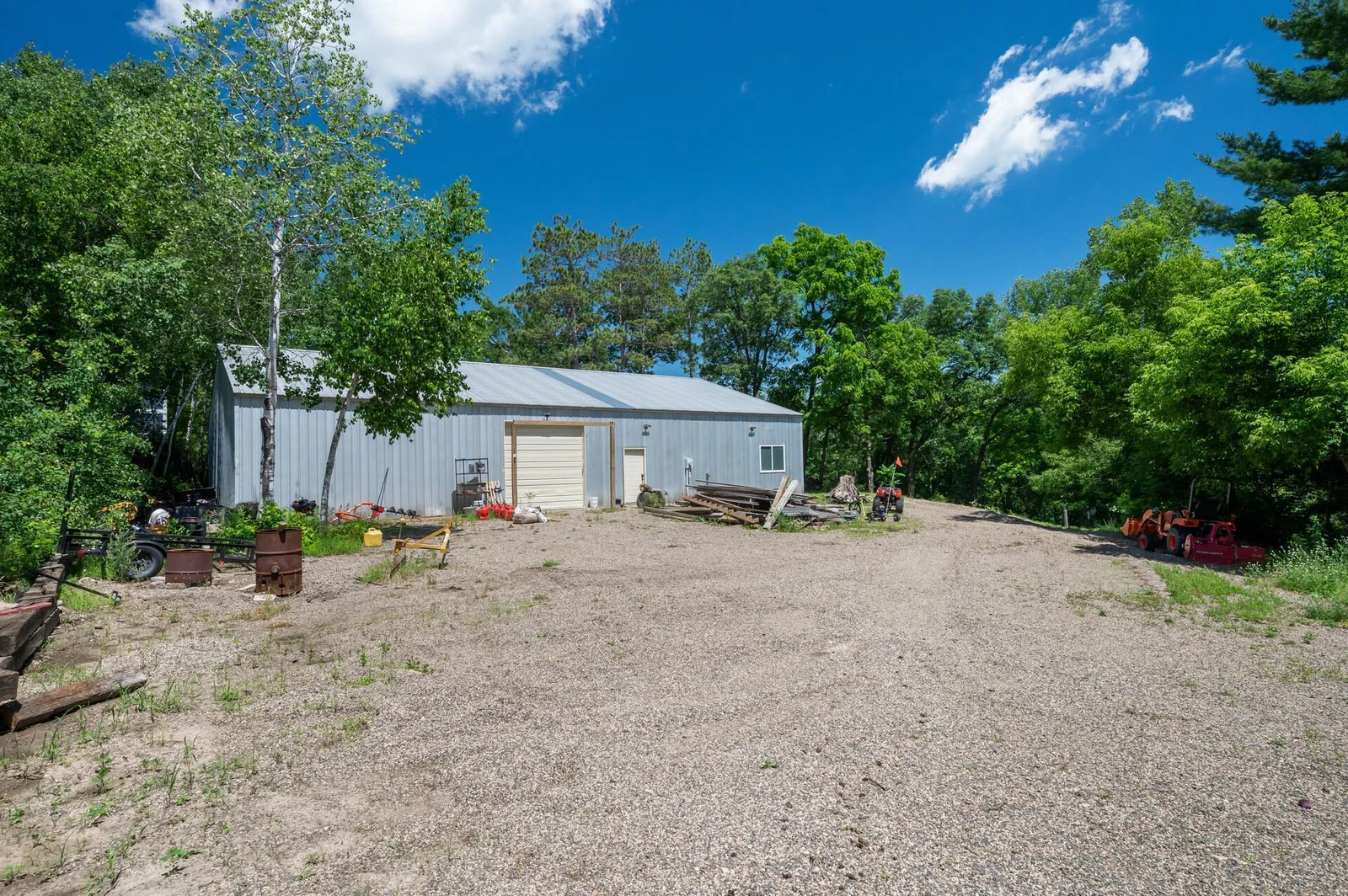 Pole barn features two 12 ft doors