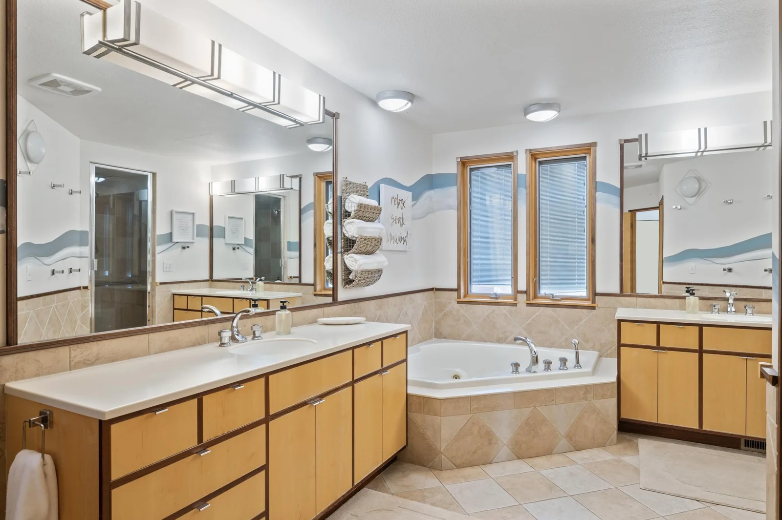 174_2182_Lakebrook49 (1).jpg