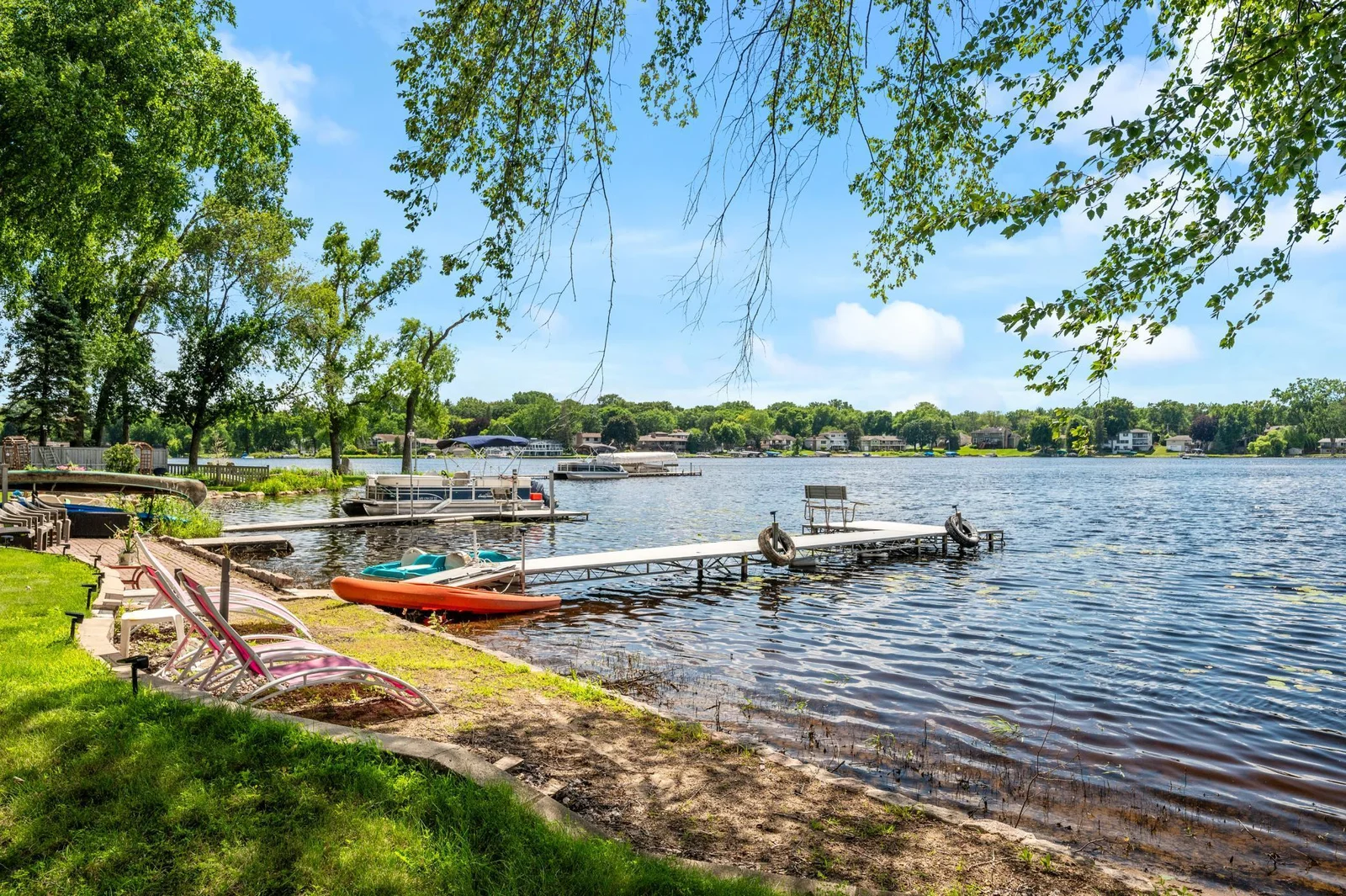 116_2182_Lakebrook93.jpg