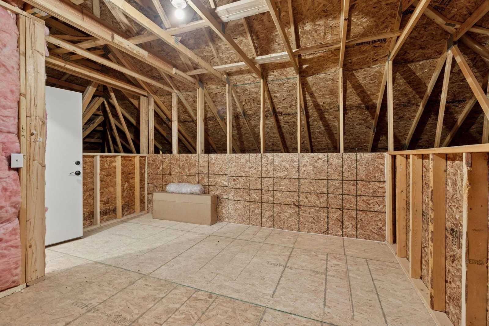 Storage space is approximately 10 x 10.